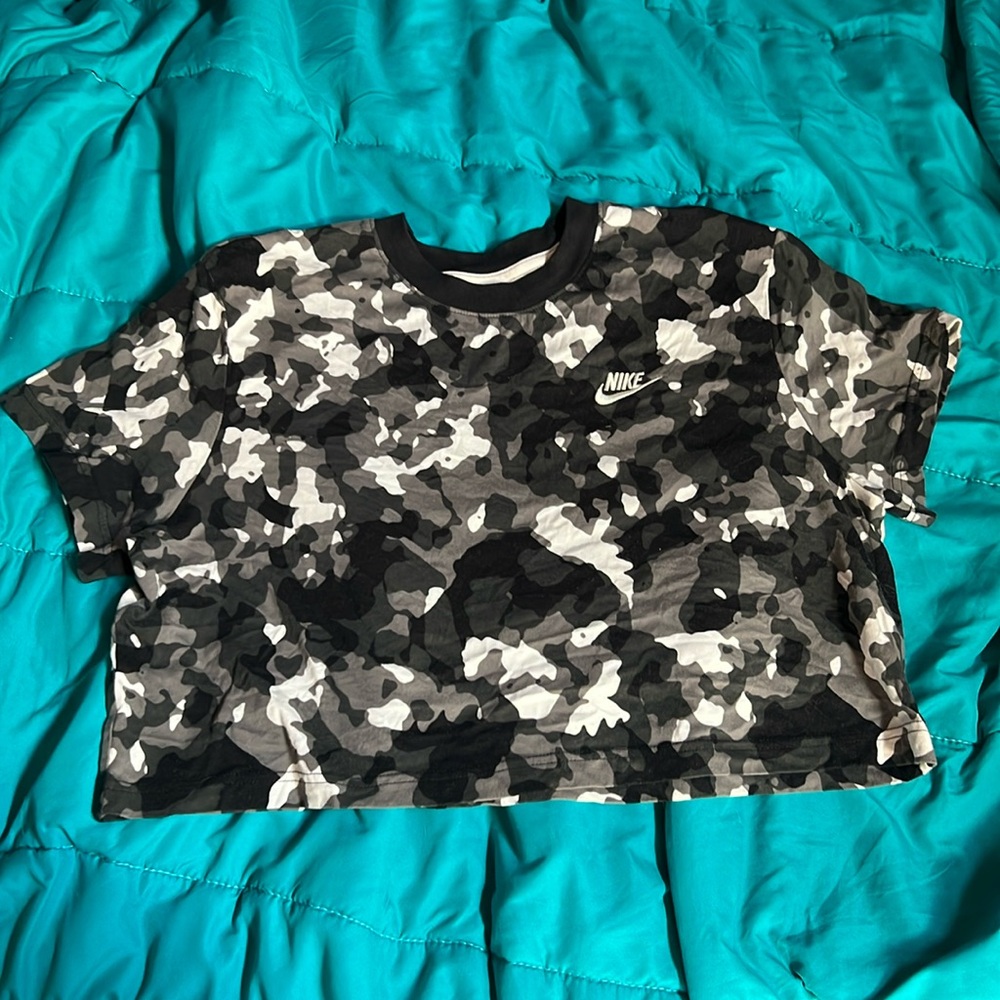 Nike camo crop top